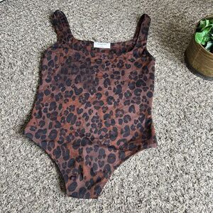Aritzia Babaton Sleeveless Contour Squareneck Bodysuit Cheetah Leopard Print S